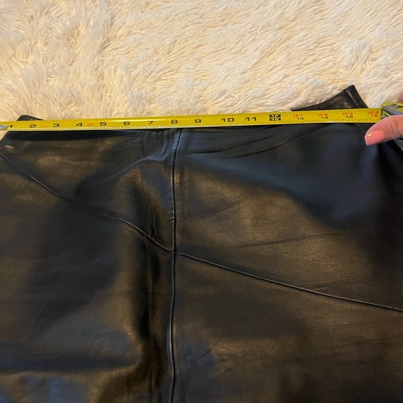 Garson Leather skirt - Picture 10 of 10
